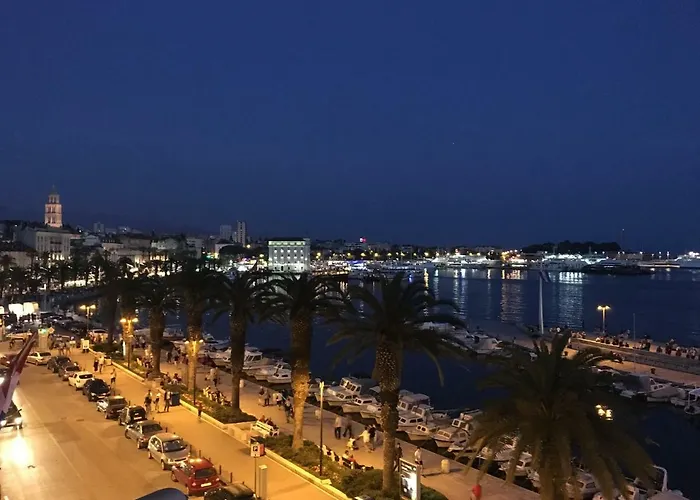 Appartement Adriatik Lux Riva *